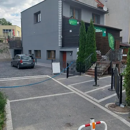 Mala Zabka *
