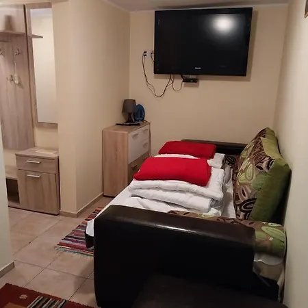 Mala Zabka Hotel